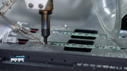 探访usmile笑容加牙刷工厂，看“中国智造”在电池制造上的跨时代演进